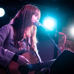 「ワンマンポスター」（文字なし）